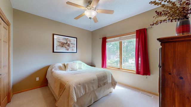 4374 Shetland Place NW, Rochester, MN 55901