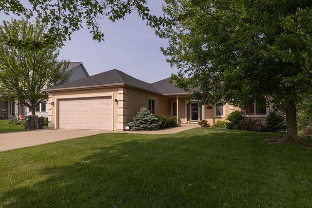 4374 Shetland Place NW, Rochester, MN 55901