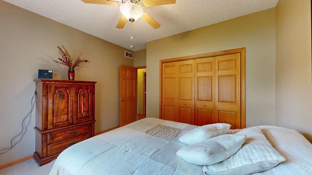 4374 Shetland Place NW, Rochester, MN 55901