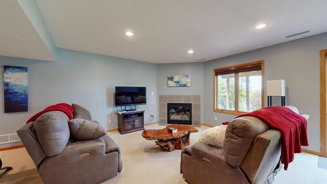 4374 Shetland Place NW, Rochester, MN 55901