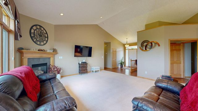 4374 Shetland Place NW, Rochester, MN 55901