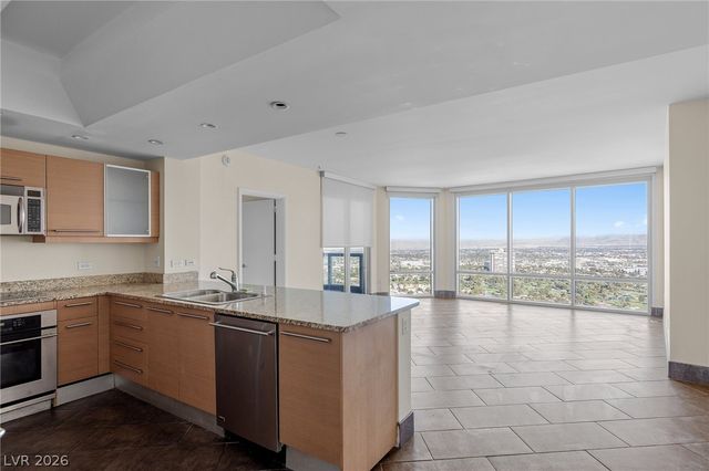 322 Karen Avenue 3402, Las Vegas, NV 89109