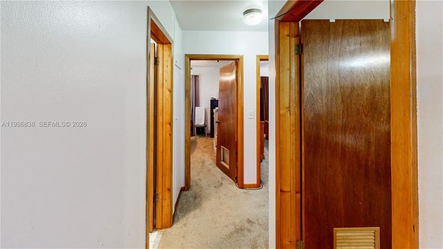 1560 NE 12th St, Homestead, FL 33033