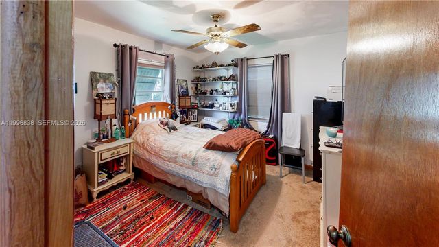 1560 NE 12th St, Homestead, FL 33033