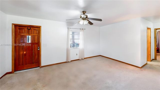 1560 NE 12th St, Homestead, FL 33033