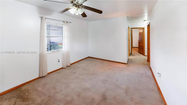 1560 NE 12th St, Homestead, FL 33033