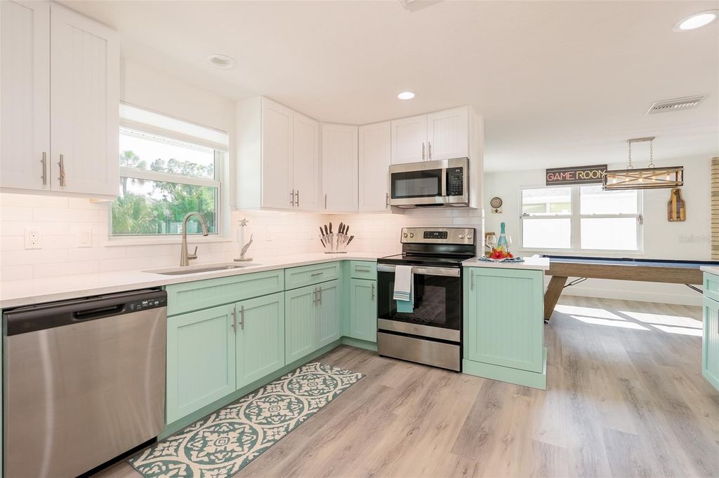 408 71ST STREET, HOLMES BEACH, FL 34217 — photo 3