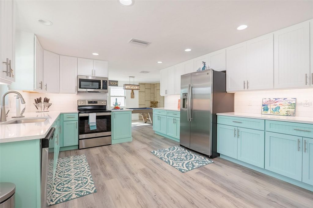 408 71ST STREET, HOLMES BEACH, FL 34217 — photo 4