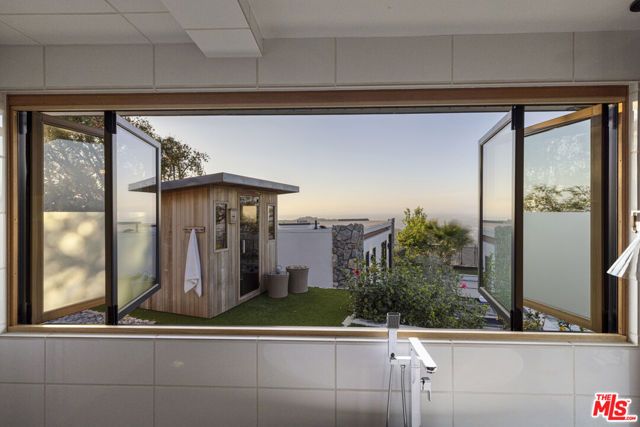2715 Edwin Place, Los Angeles, CA 90046