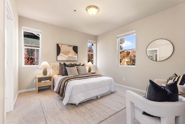 1435 NE Park Drive, Issaquah, WA 98029