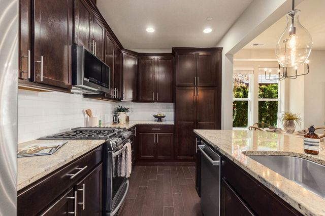 1435 NE Park Drive, Issaquah, WA 98029