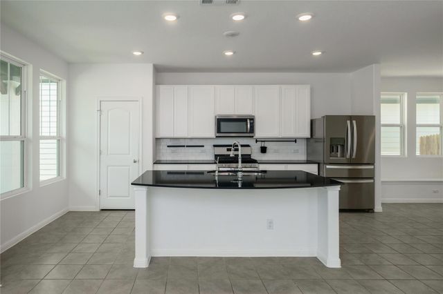 2540 Acoma LN, Leander, TX 78641