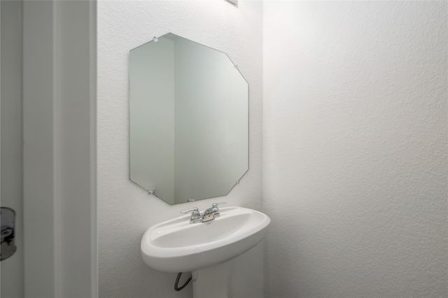 2540 Acoma LN, Leander, TX 78641