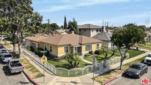 1300 S California Avenue, Compton, CA 90221