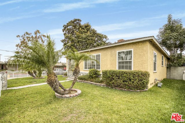 1300 S California Avenue, Compton, CA 90221