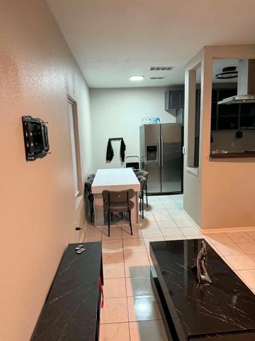 2021 Spenwick Drive 413, Houston, TX 77055