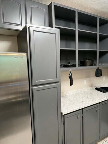 2021 Spenwick Drive 413, Houston, TX 77055