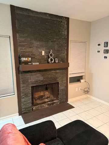 2021 Spenwick Drive 413, Houston, TX 77055