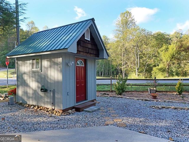 13 Choestoe Valley Circle, Blairsville, GA 30512
