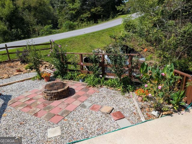 13 Choestoe Valley Circle, Blairsville, GA 30512
