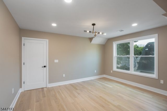 195 N Fullerton Ave A, Montclair Twp., NJ 07042