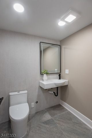 195 N Fullerton Ave A, Montclair Twp., NJ 07042