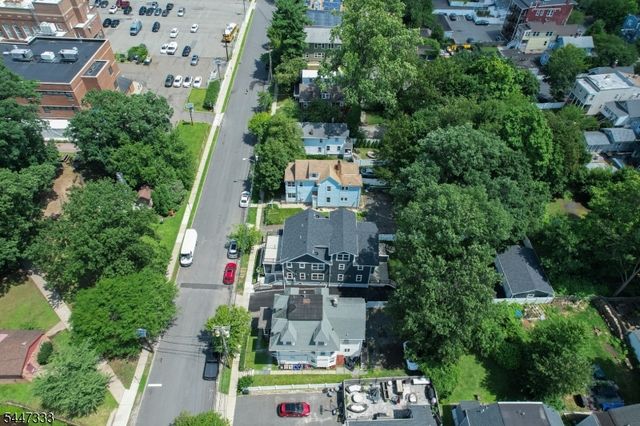 195 N Fullerton Ave A, Montclair Twp., NJ 07042