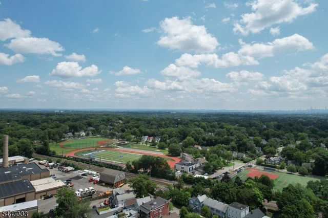 195 N Fullerton Ave A, Montclair Twp., NJ 07042
