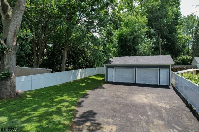 195 N Fullerton Ave A, Montclair Twp., NJ 07042