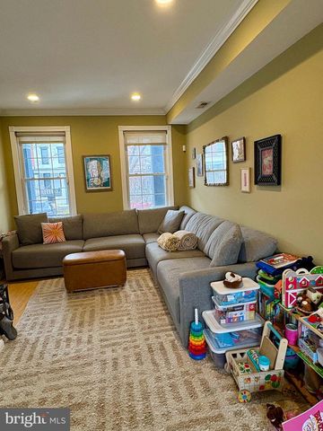 1011 8TH ST NE, Washington, DC 20002