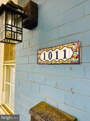 1011 8TH ST NE, Washington, DC 20002