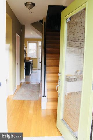 1011 8TH ST NE, Washington, DC 20002