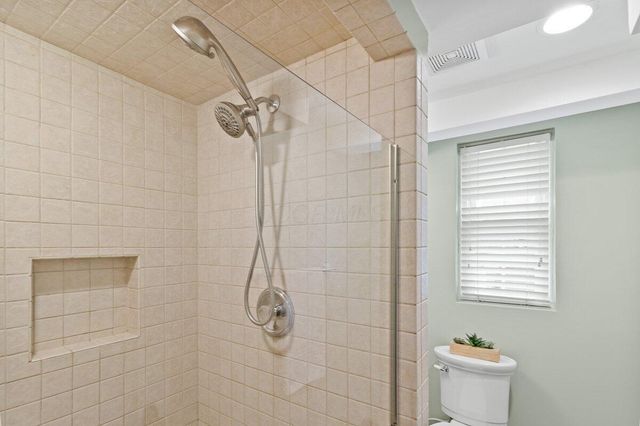 243 N Stanwood Road, Bexley, OH 43209