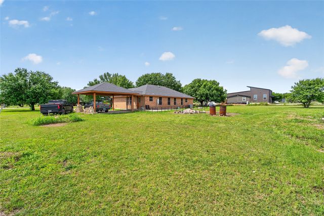 11009 Pikes Peak, Venus, TX 76084