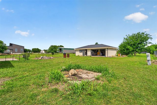 11009 Pikes Peak, Venus, TX 76084