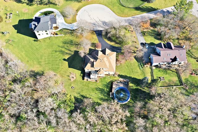 7209 Ridge Court, Spring Grove, IL 60081