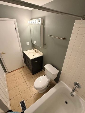 5561 Court F 5561, Hanover Park, IL 60133