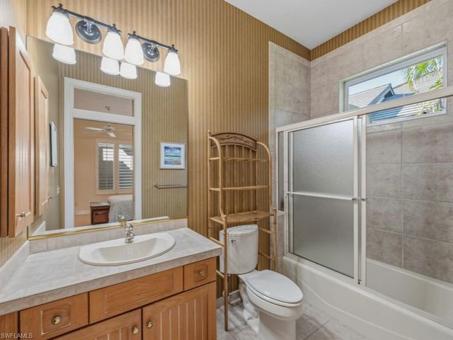 3480 Creekview DR, Bonita Springs, FL 34134