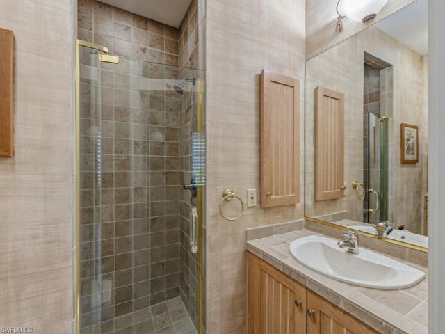 3480 Creekview DR, Bonita Springs, FL 34134