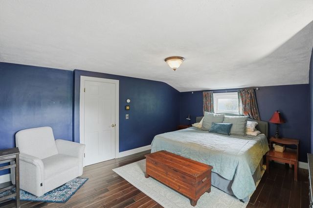 10 Newton Street, Hull, MA 02045
