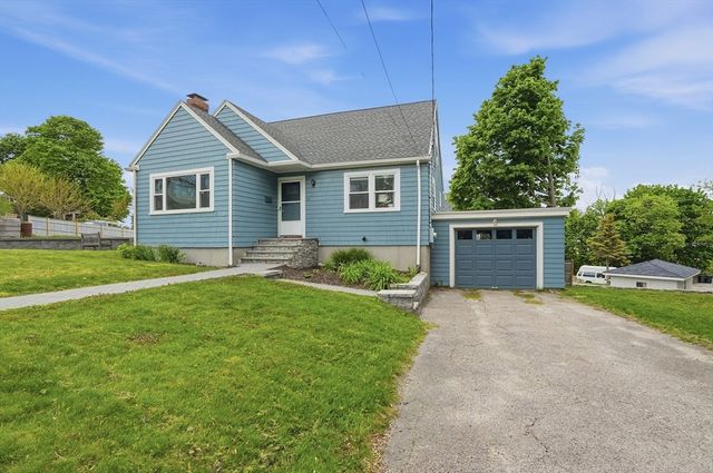 10 Newton Street, Hull, MA 02045