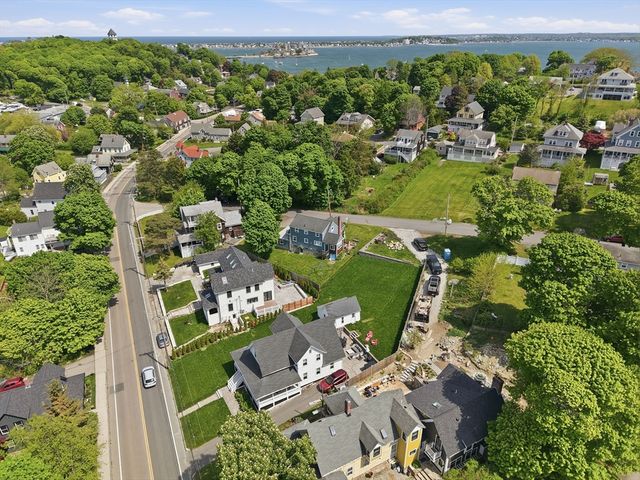 10 Newton Street, Hull, MA 02045