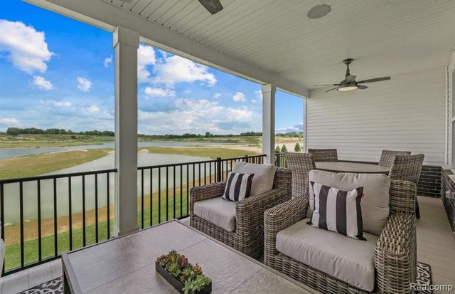 1554 Firefly Trail, Milford, MI 48381