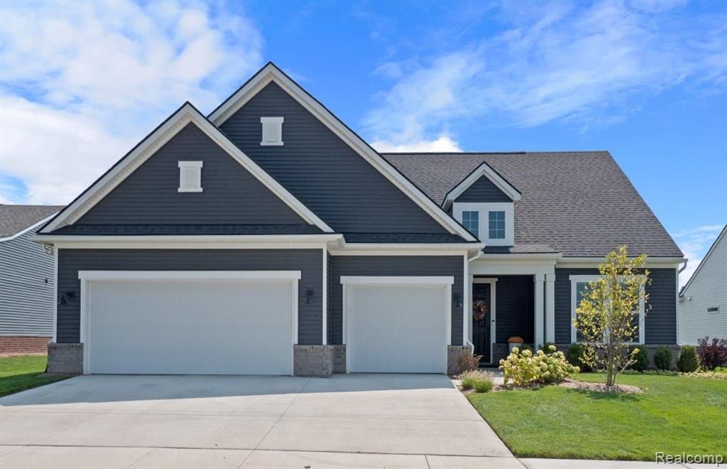 1554 Firefly Trail, Milford, MI 48381