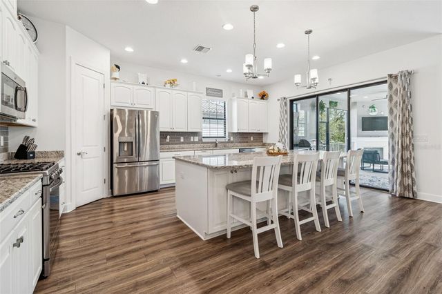 8723 SORANO VILLA DRIVE, Tampa, FL 33647