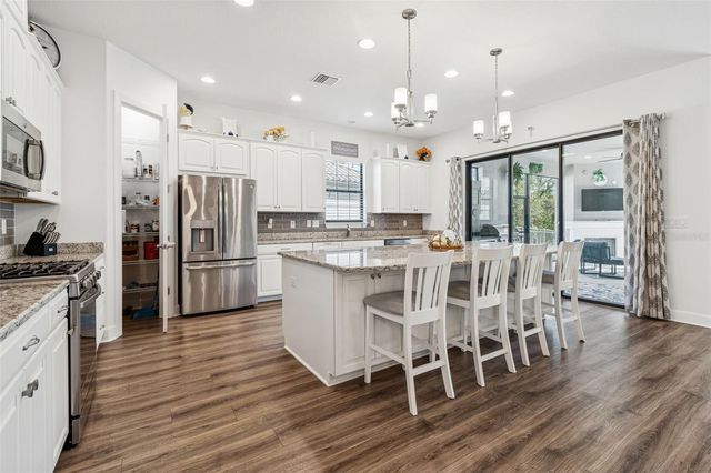 8723 SORANO VILLA DRIVE, Tampa, FL 33647