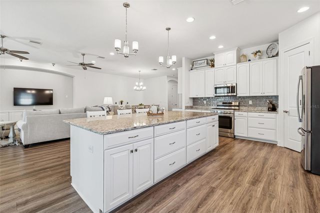 8723 SORANO VILLA DRIVE, Tampa, FL 33647