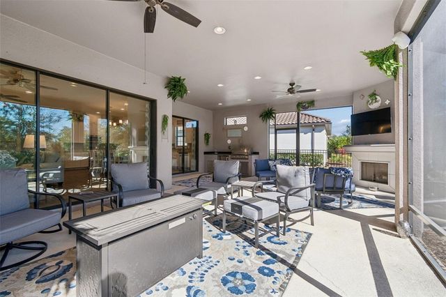 8723 SORANO VILLA DRIVE, Tampa, FL 33647