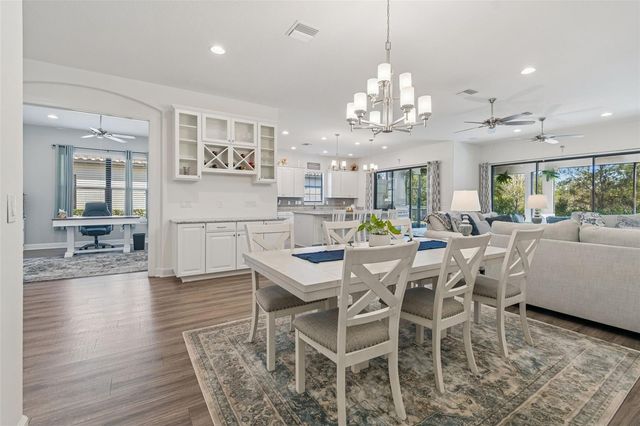 8723 SORANO VILLA DRIVE, Tampa, FL 33647