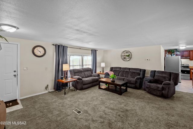 11265 S Annemarie Drive, Tucson, AZ 85736